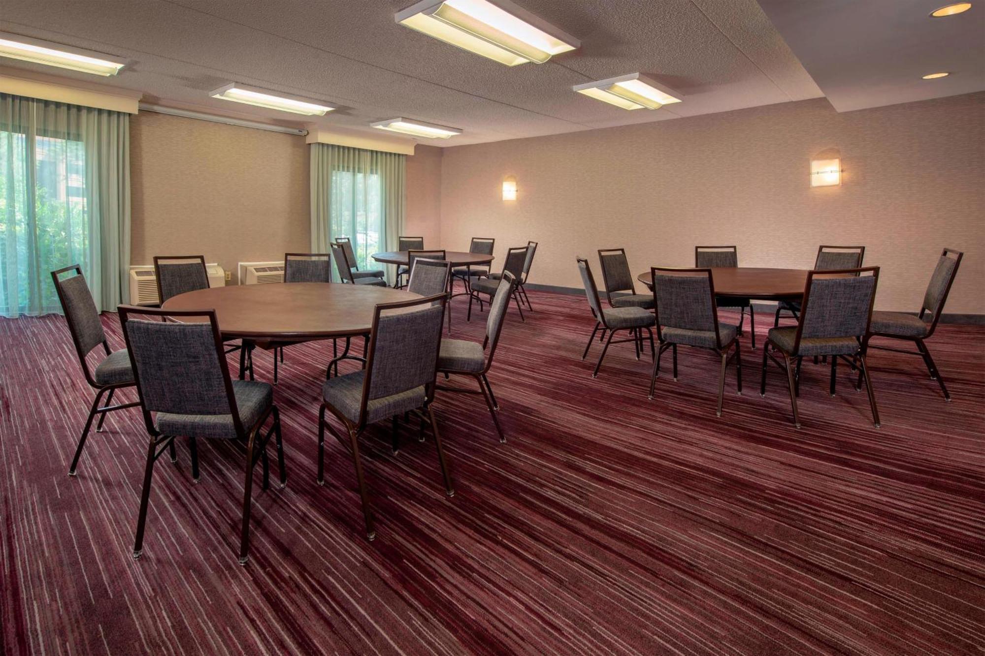 Courtyard By Marriott Rockville Exterior foto
