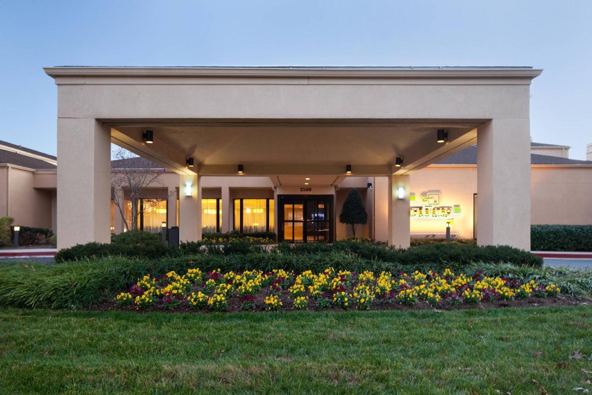 Courtyard By Marriott Rockville Exterior foto